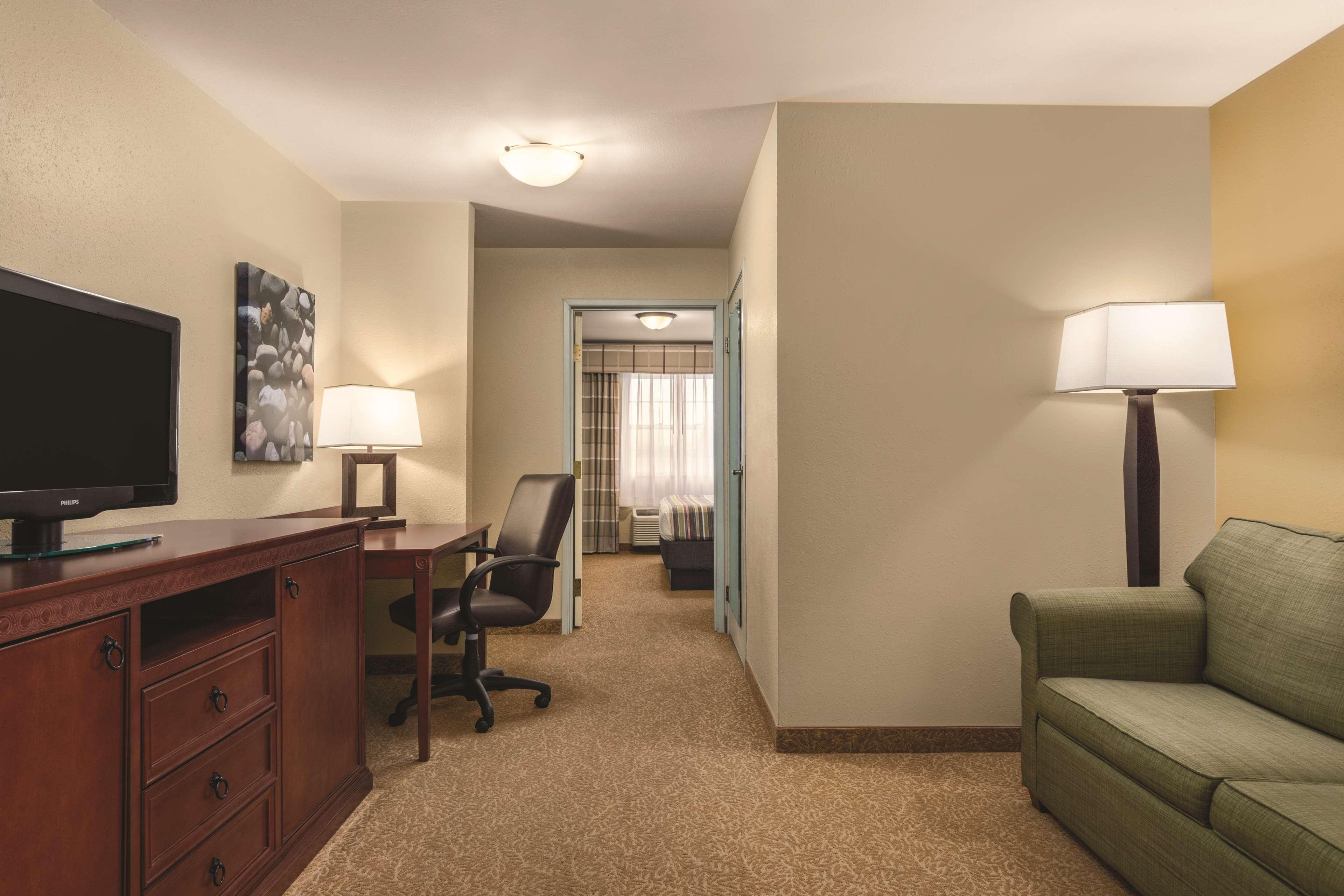 Country Inn & Suites By Radisson, Dakota Dunes, Sd Εξωτερικό φωτογραφία