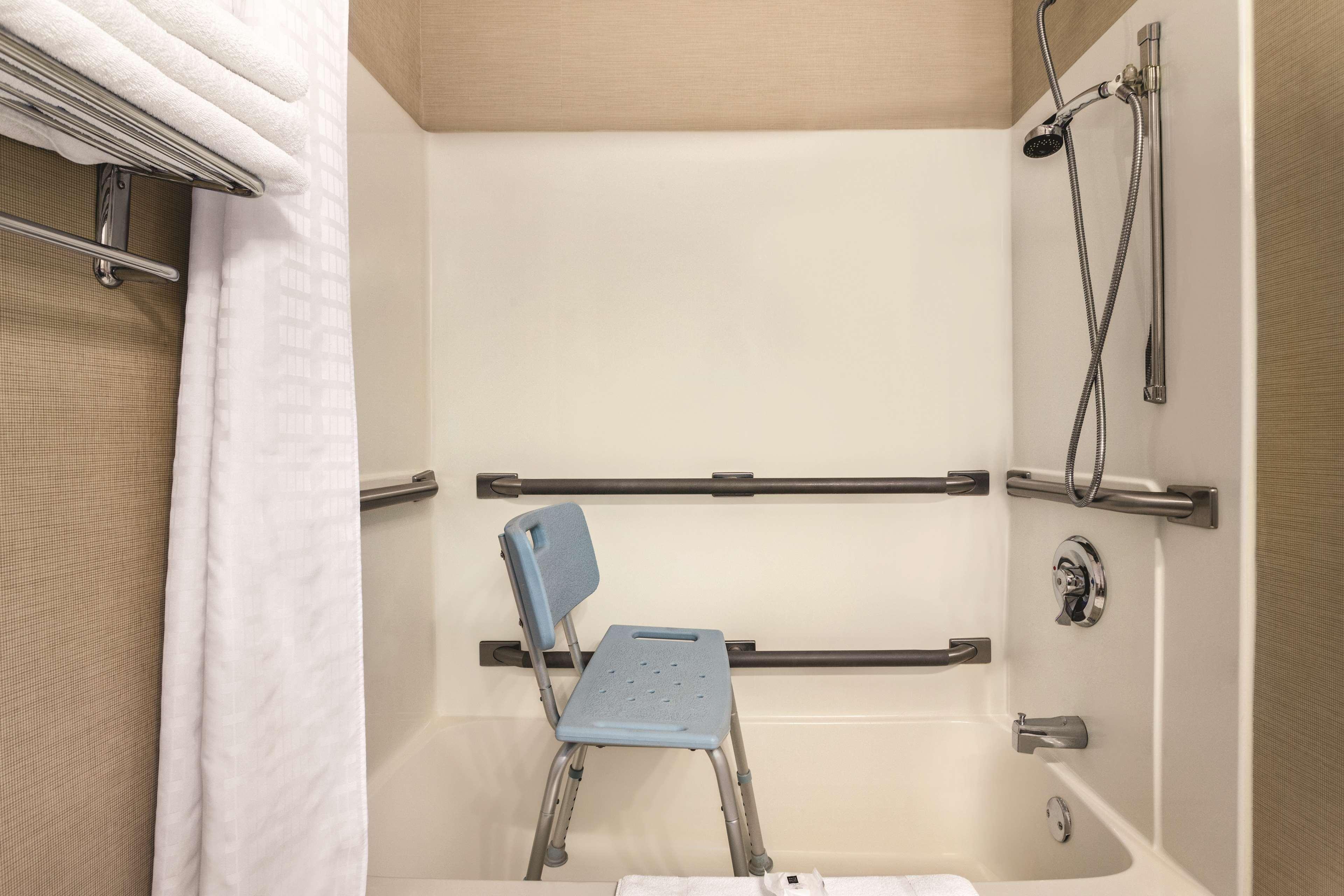 Country Inn & Suites By Radisson, Dakota Dunes, Sd Εξωτερικό φωτογραφία