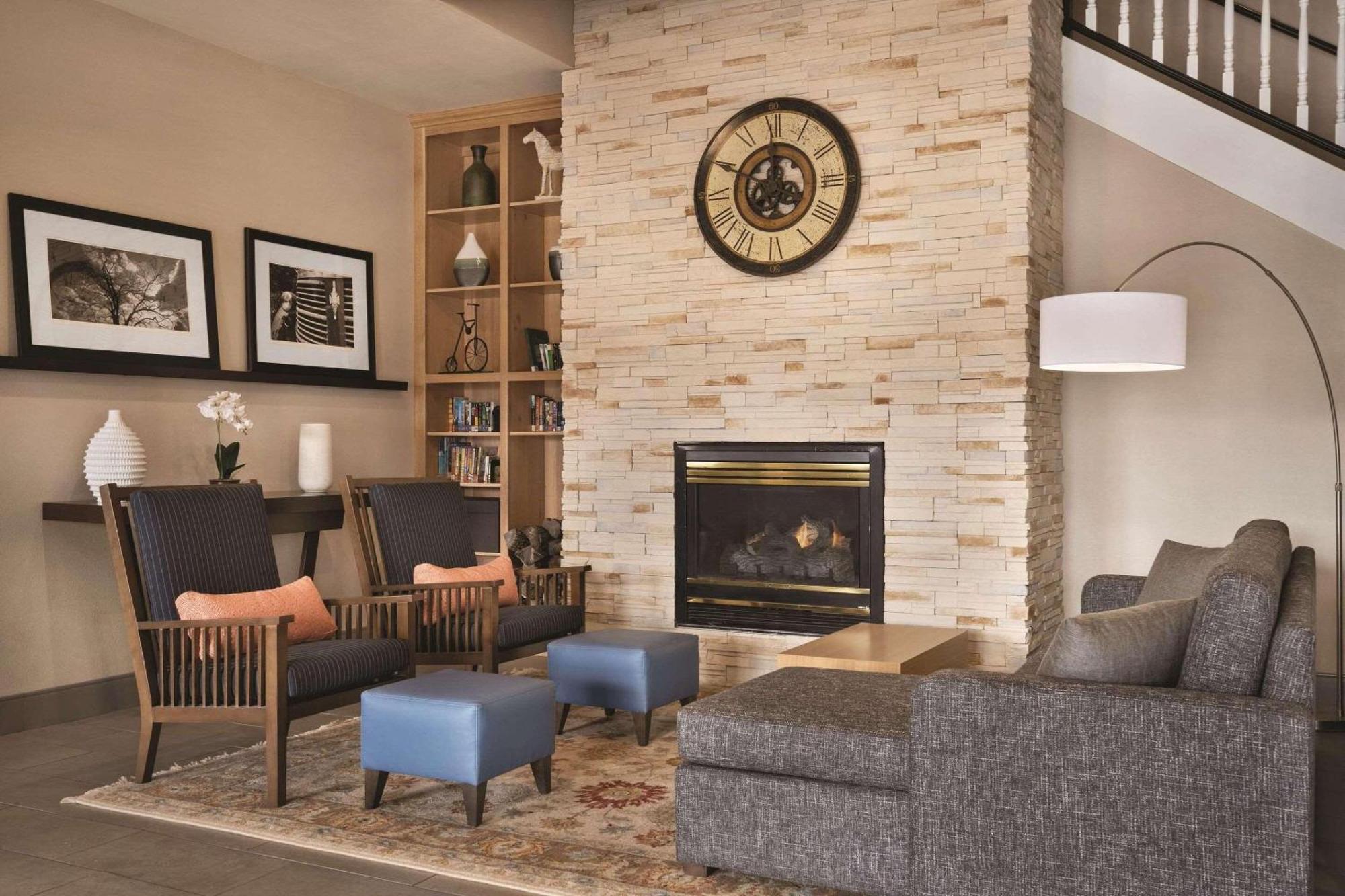 Country Inn & Suites By Radisson, Dakota Dunes, Sd Εξωτερικό φωτογραφία